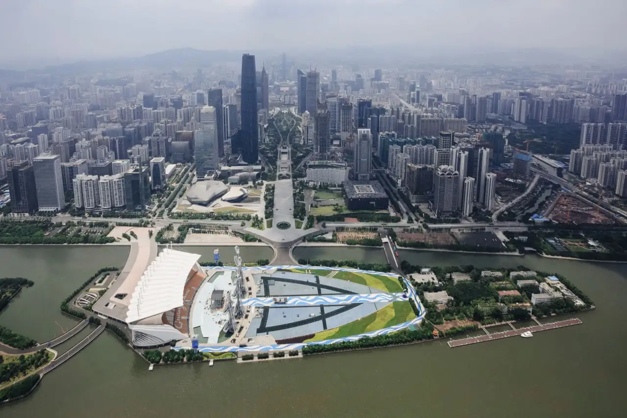 2025年工业数据中台选型指南：制造企业如何避开三大实施误区