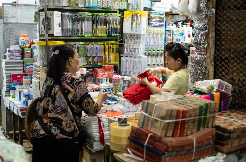 工业物联网数据中台搭建：设备数据实时采集与智能分析路径解析