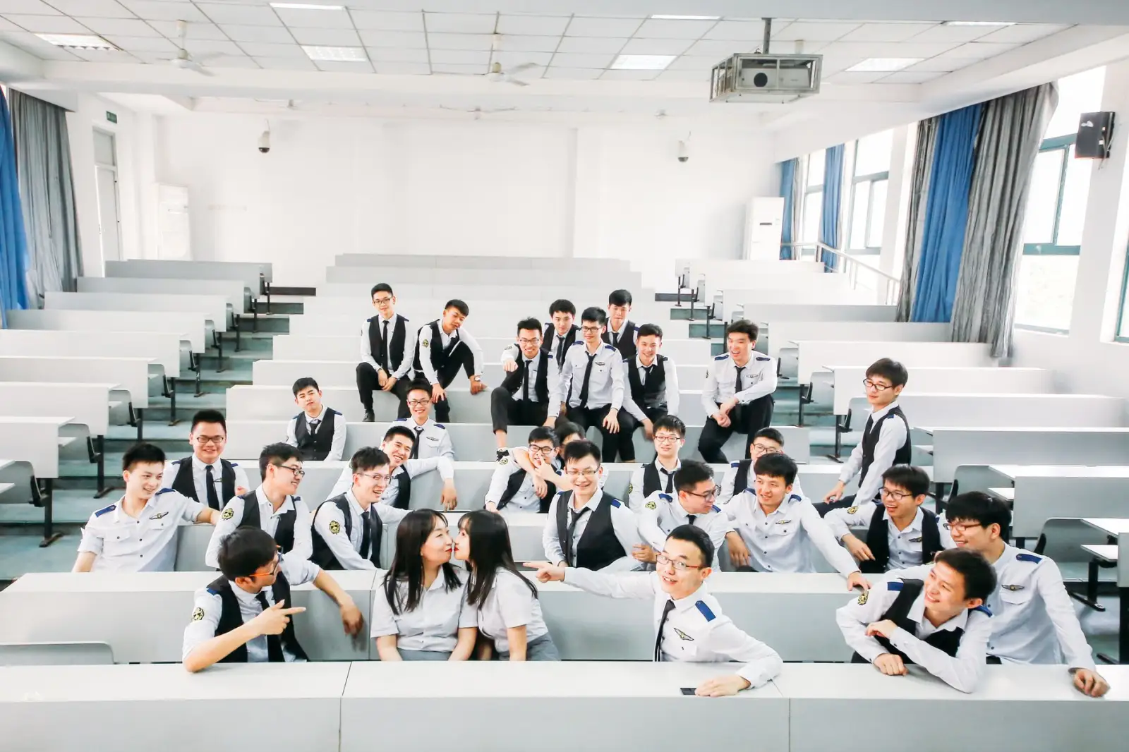 产线数字化改造中数据中台建设的核心技术要点解析