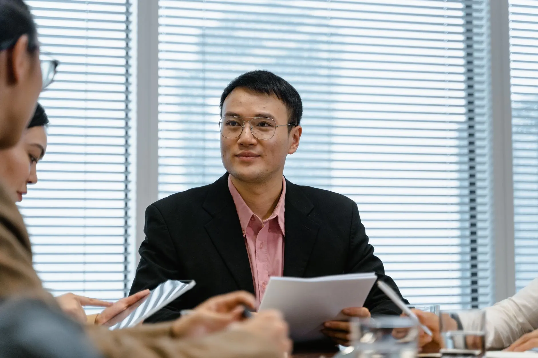 从传统产线到数字工厂：中小制造企业物联网转型路径分析